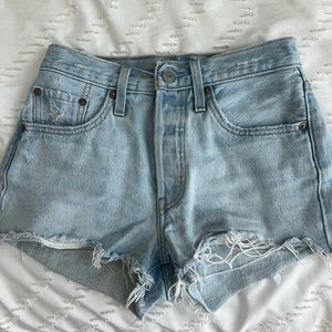Levi Shorts 501